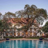 raffles-hotel-le-royal-02