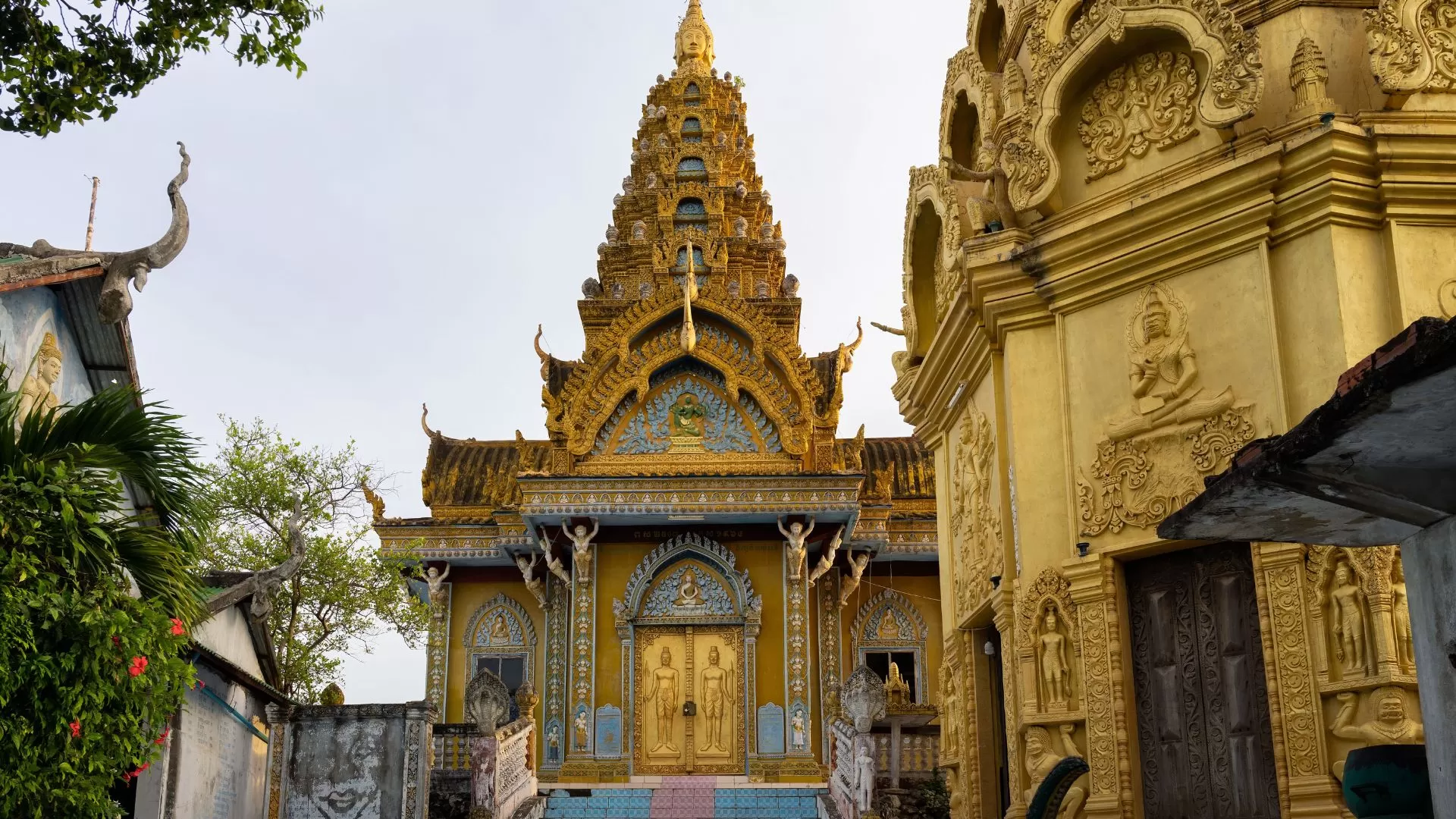 Le pagode Phnom Sanpov à Battambang