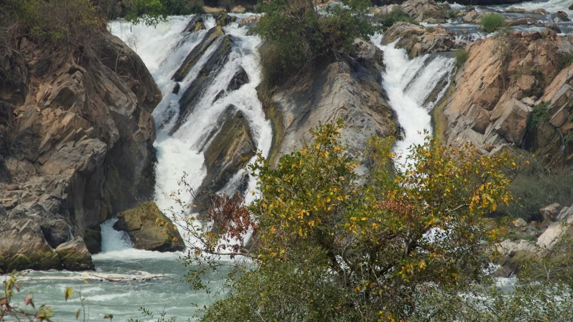 Khone Phapheng waterfalls