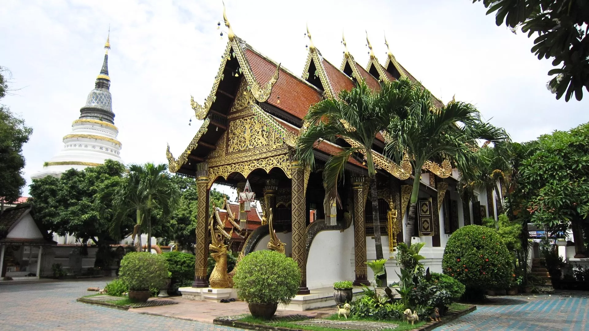 Wat Gate Khar Rnam