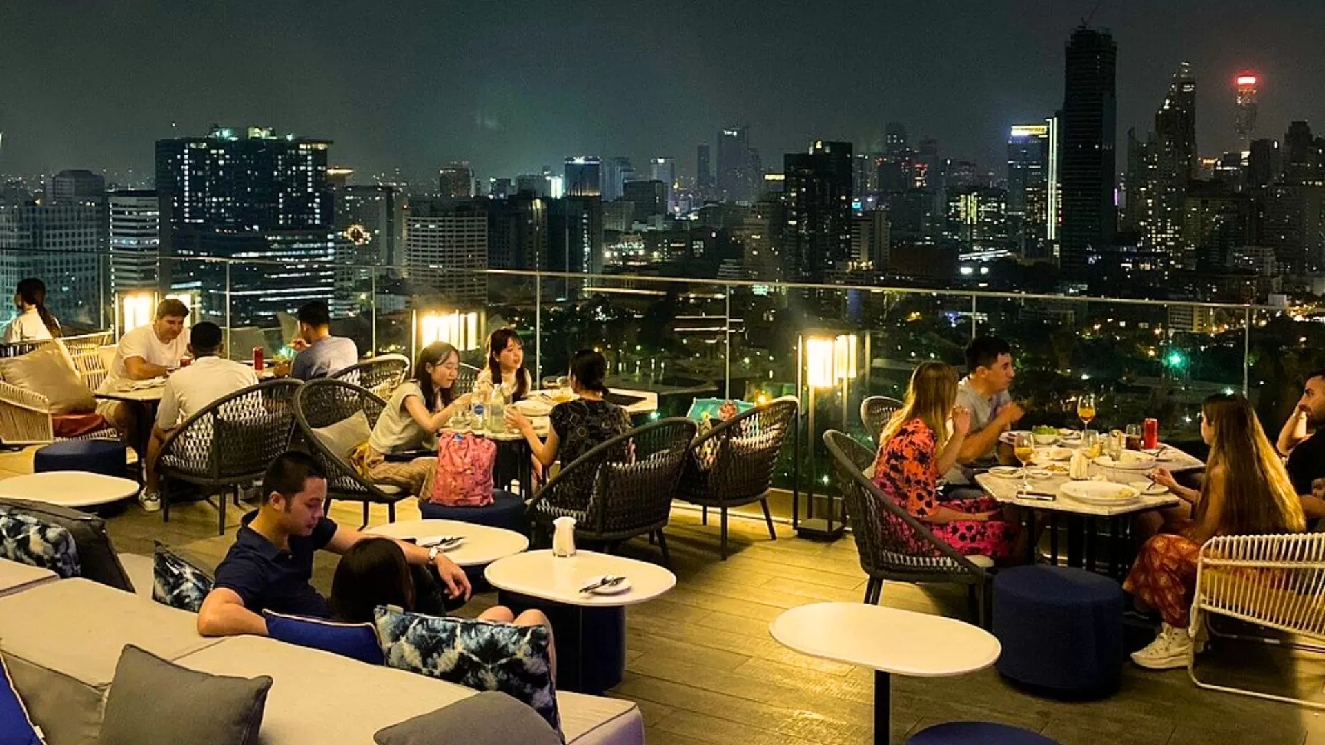 Hi-So Rooftop Bar - Sofitel So on Sathorn