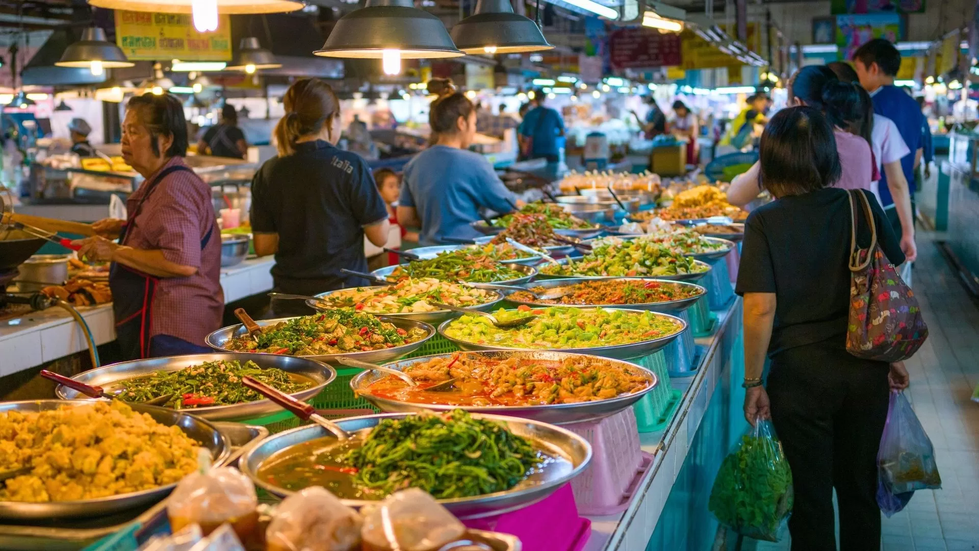 Street food tour in Bangkok