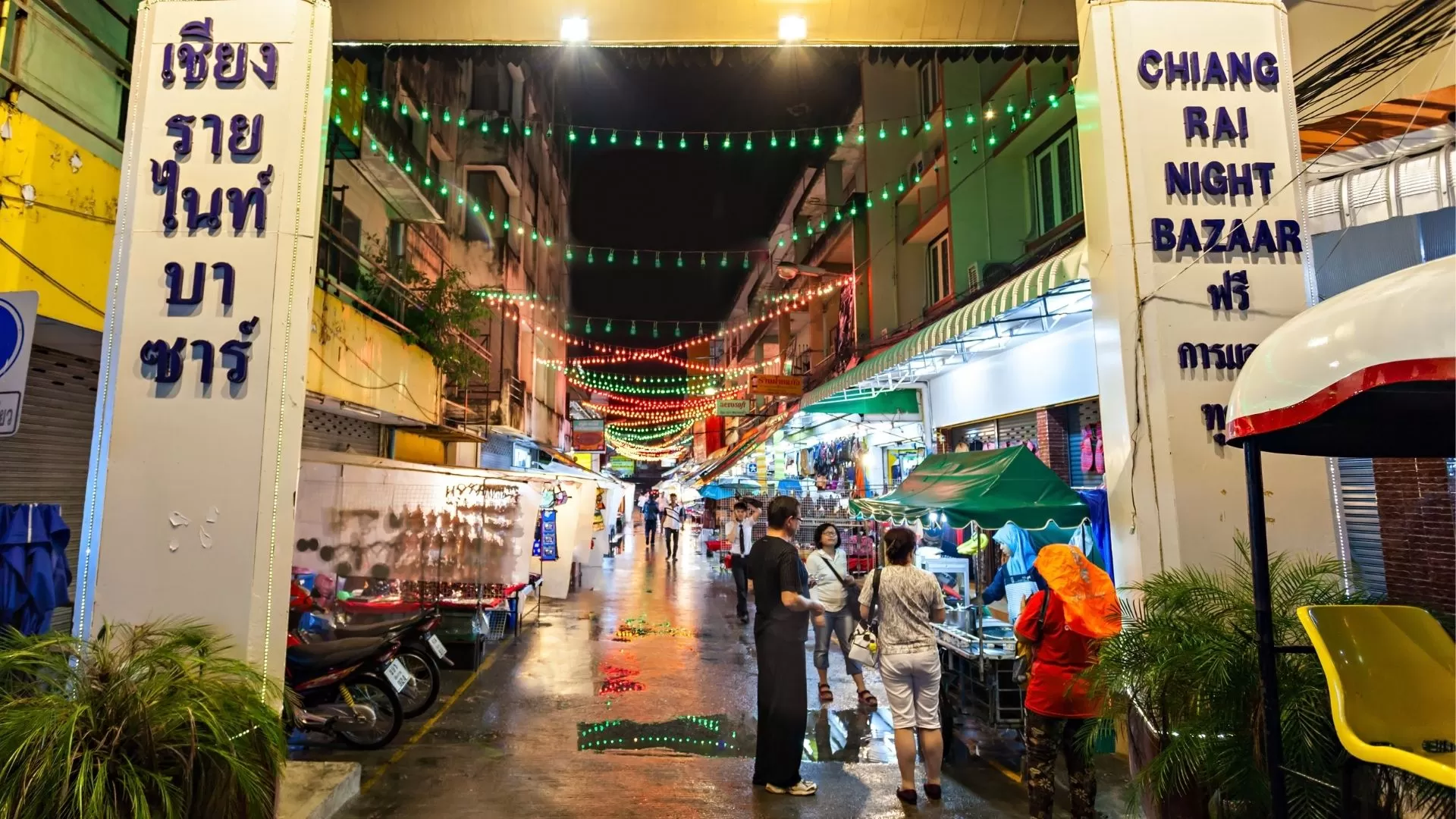 Chiang Rai night bazaar