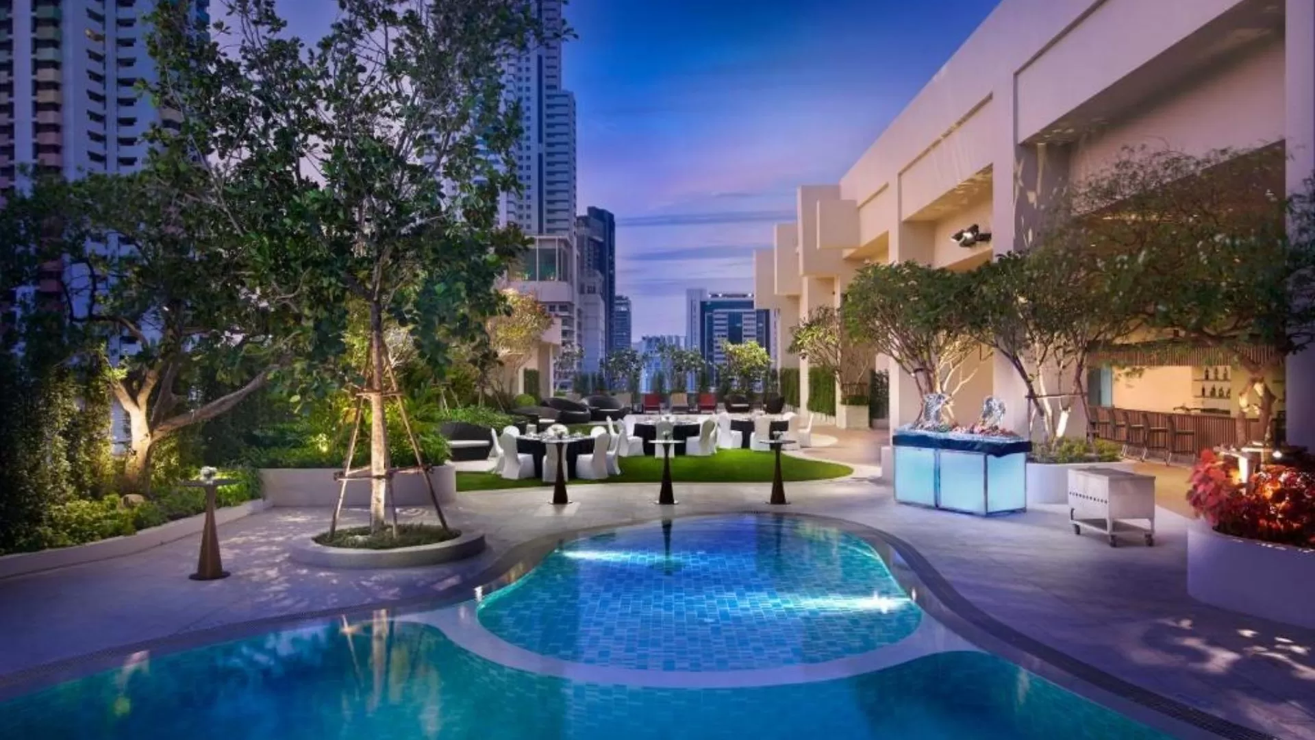 Amari Watergate Bangkok