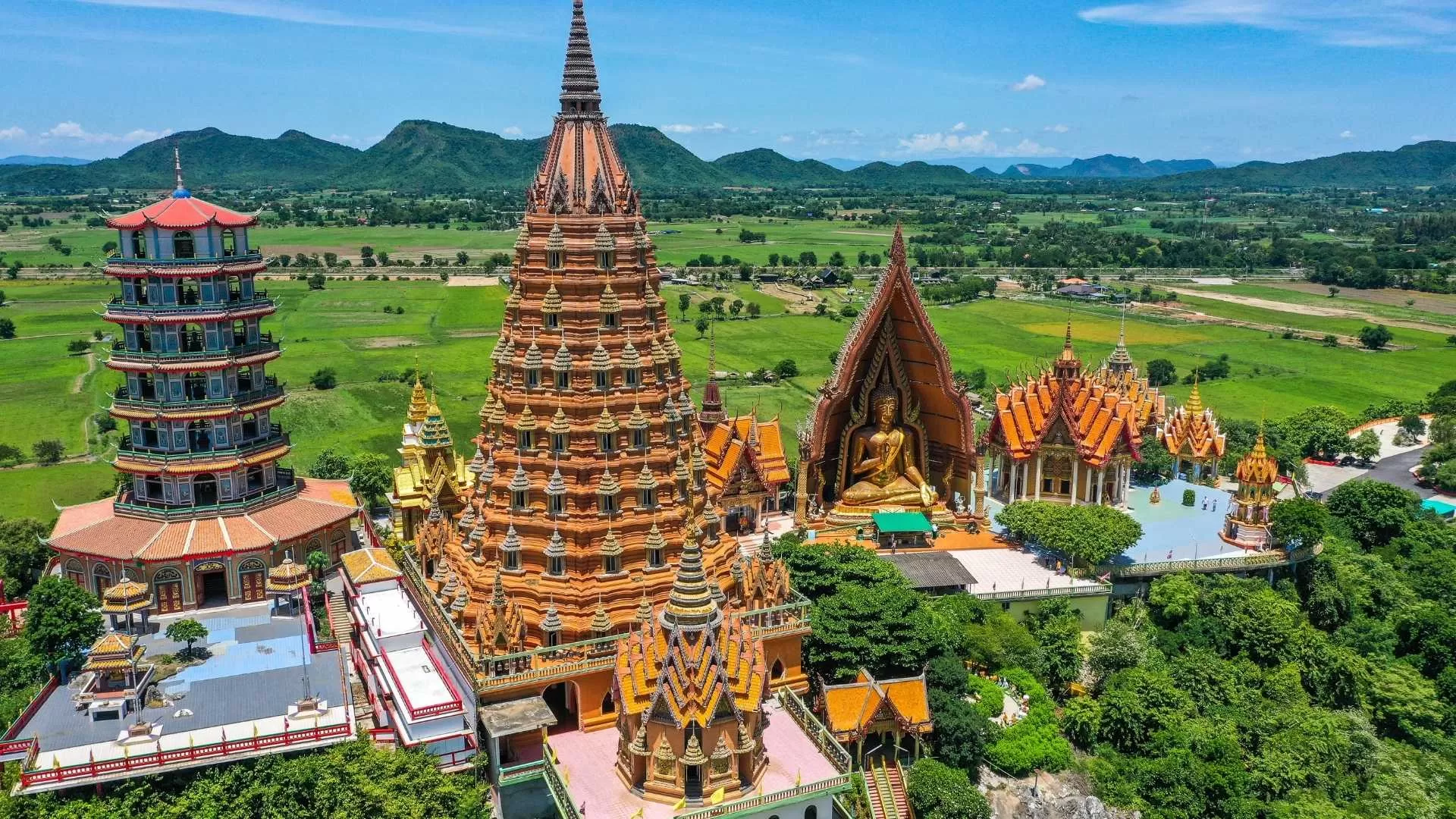 Wat Tham Sua et Wat Tham Khao Noi