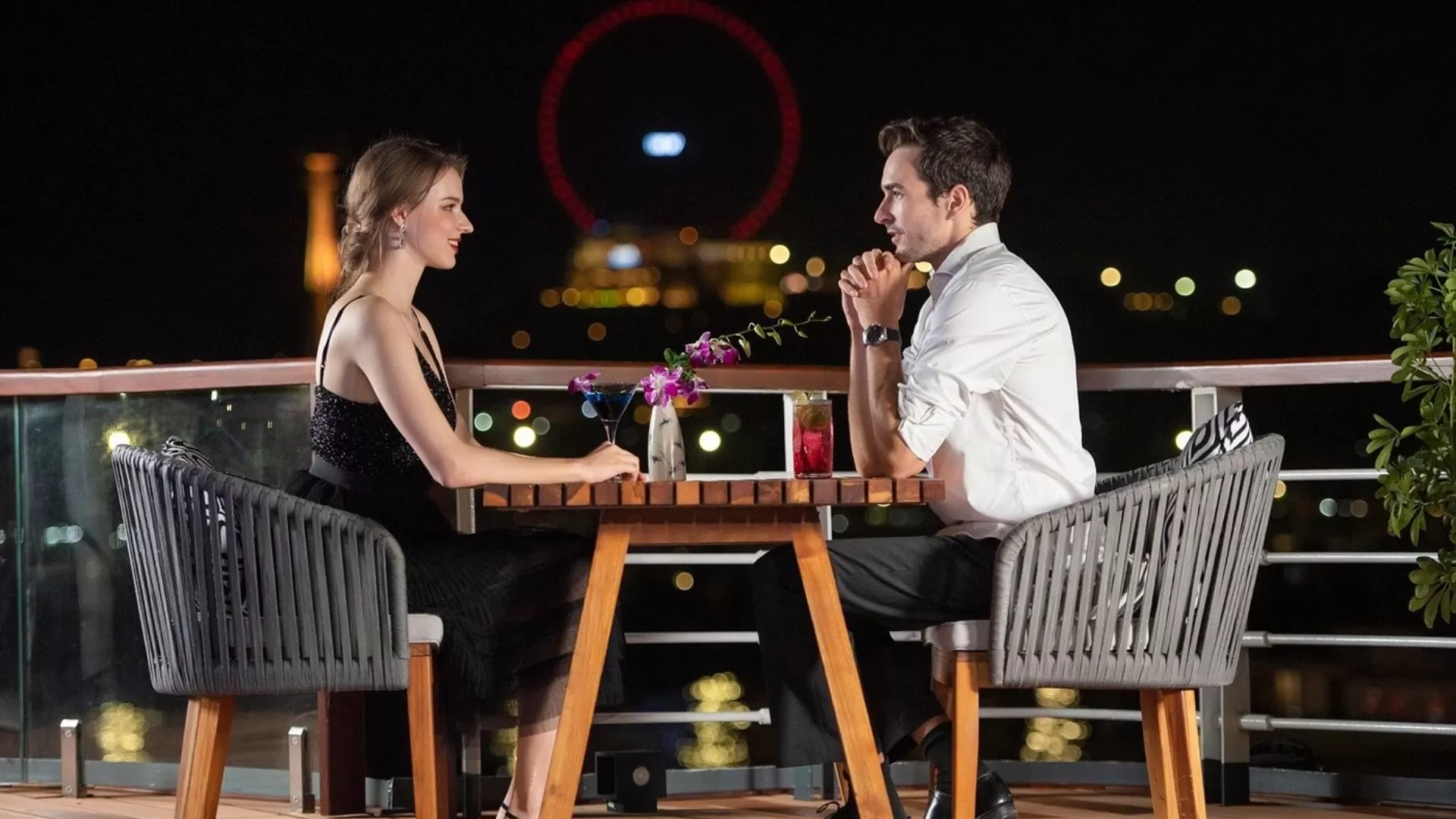 Dîner avec vue sur l’eau