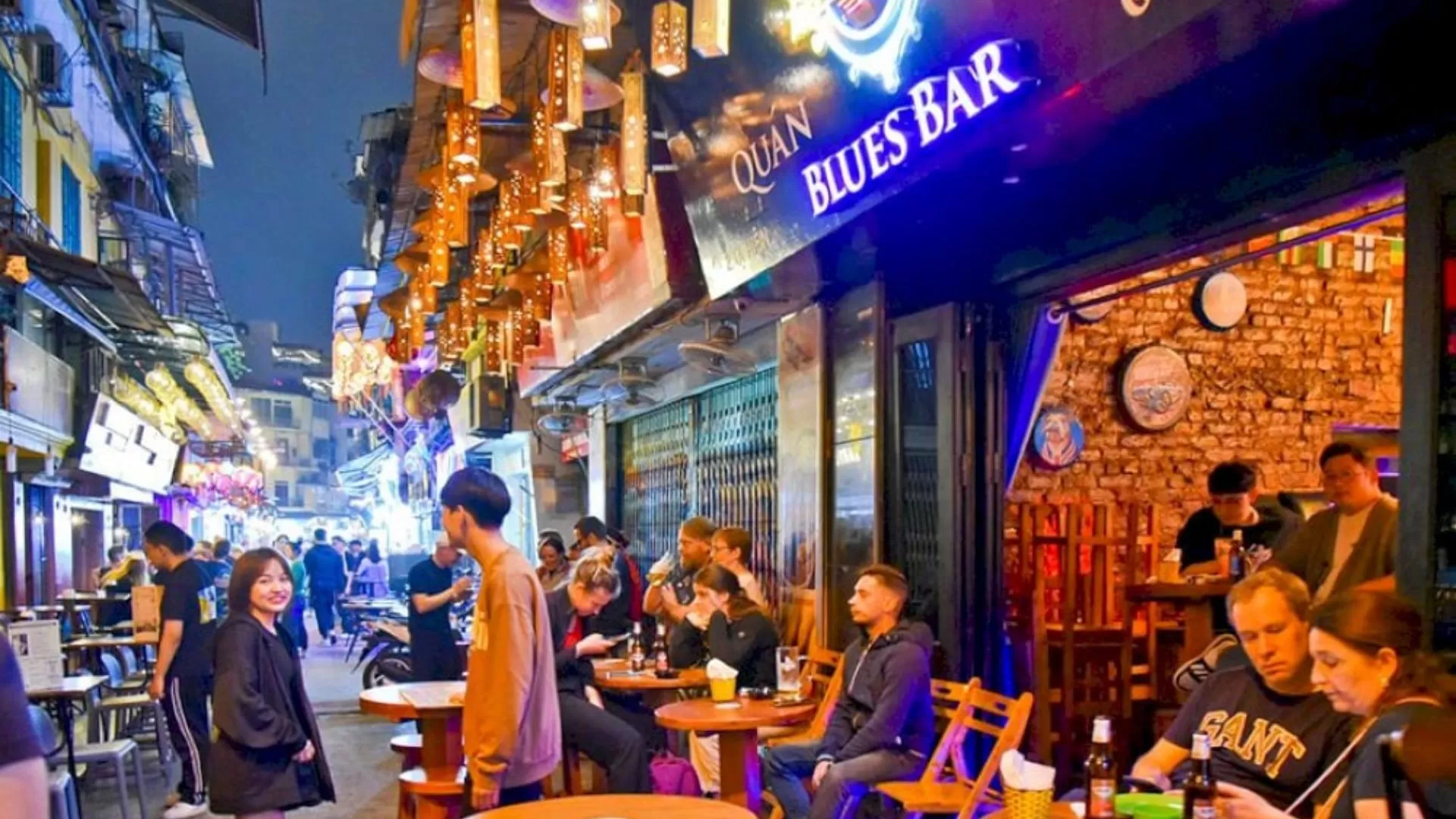 Explorer les lieux de divertissement de la rue Ta Hien