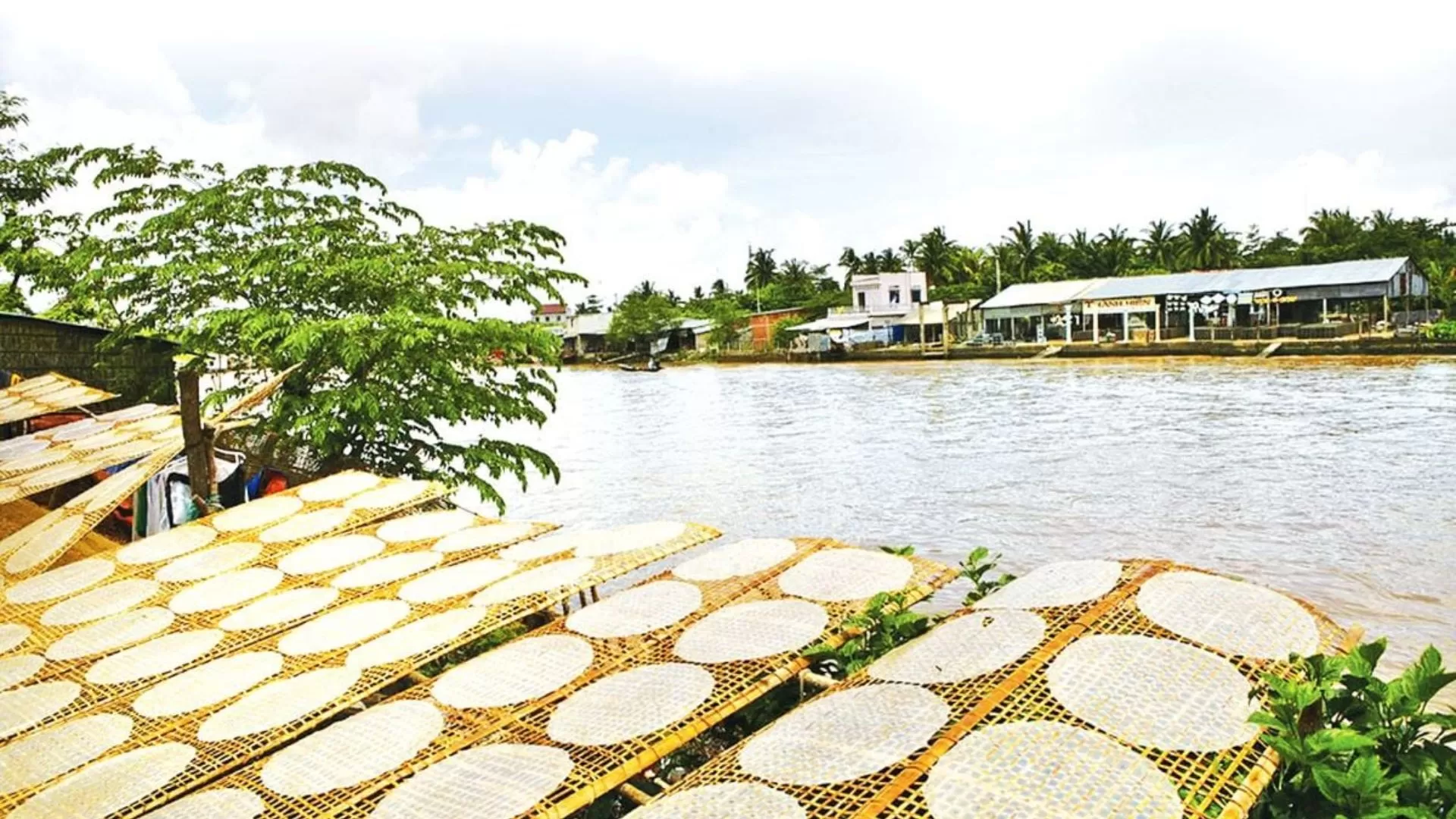 Village de galettes de riz de Trang Bang