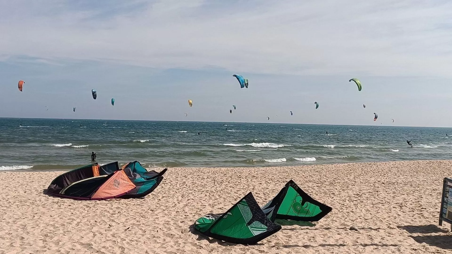 Kitesurfing in Mui Ne