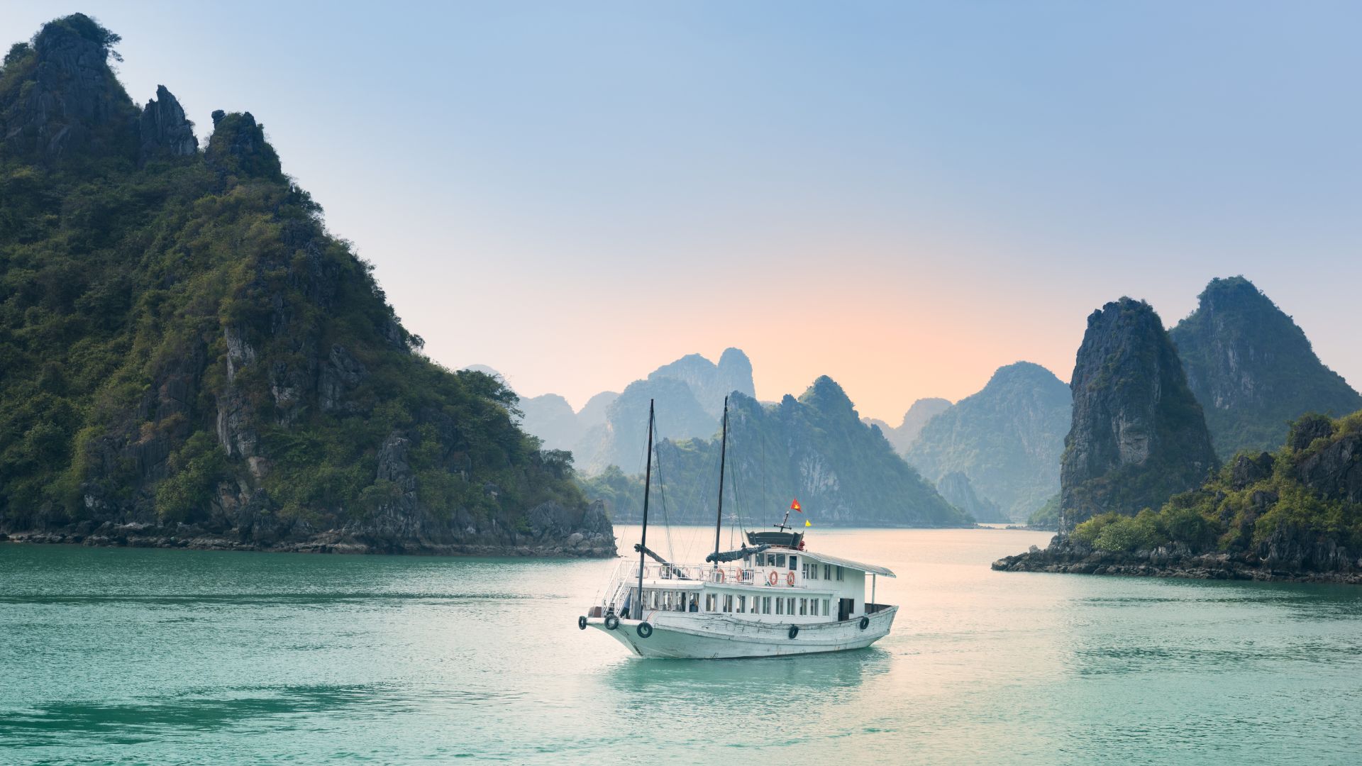 Croisière inoubliable dans la baie d'Halong