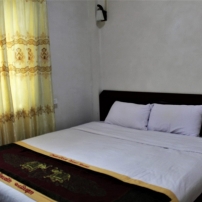 chaleunsuk-guesthouse-01
