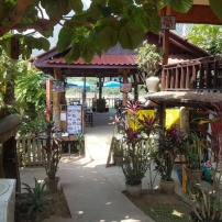 lattanavongsa-guesthouse-and-bungalows-06