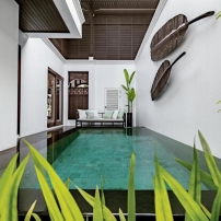 137-pillars-house-06