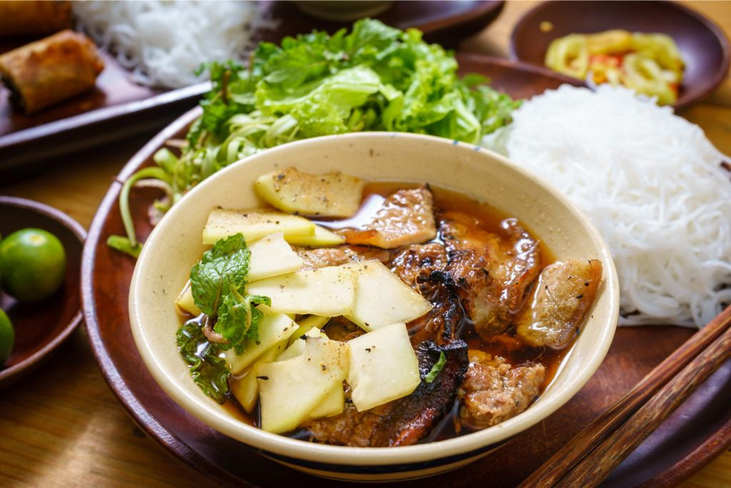 Le Bun Cha, Un Plat Inoubliable Lors Votre Voyage à Hanoi