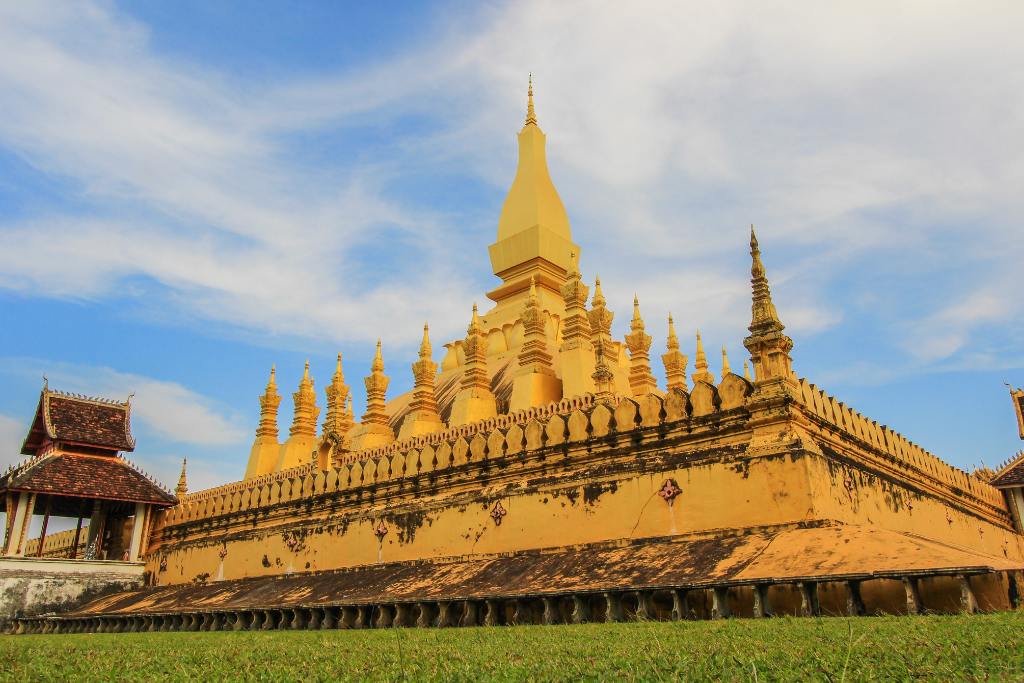 That Luang Stupa