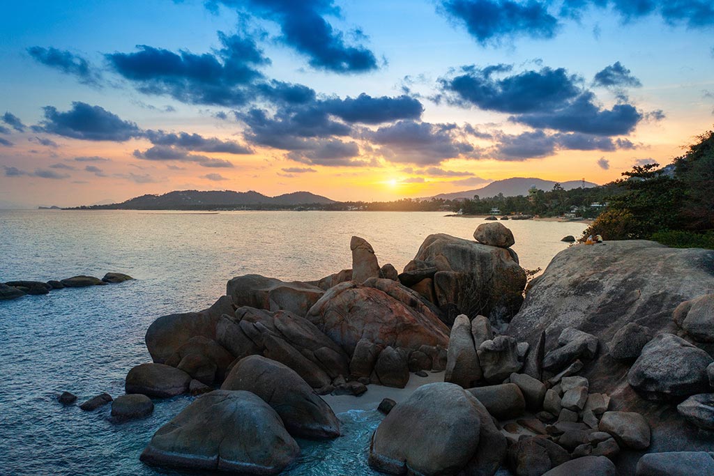 Hin Ta and Hin Yai Rocks