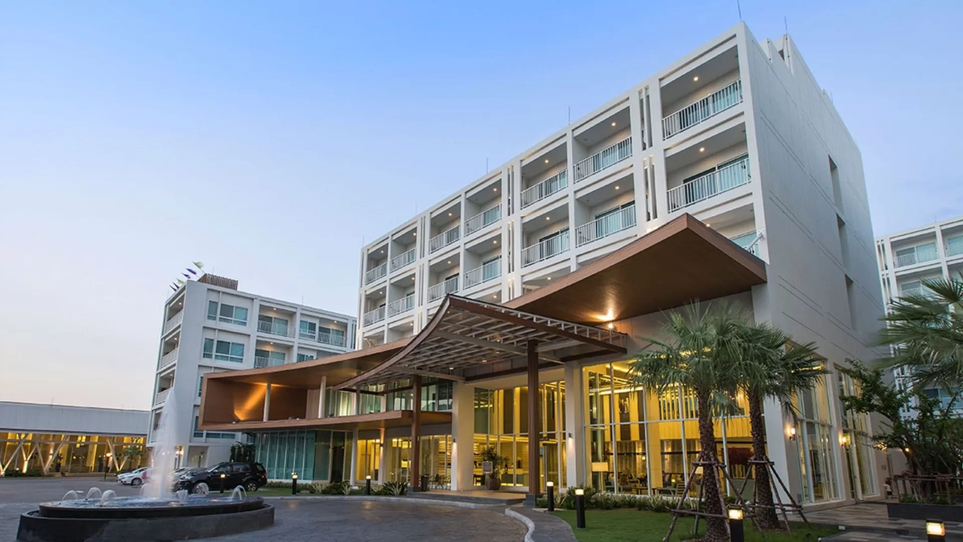 Kantary Hotel