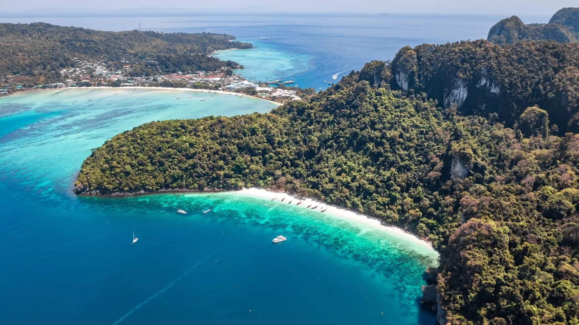 Loh Dalum Bay
