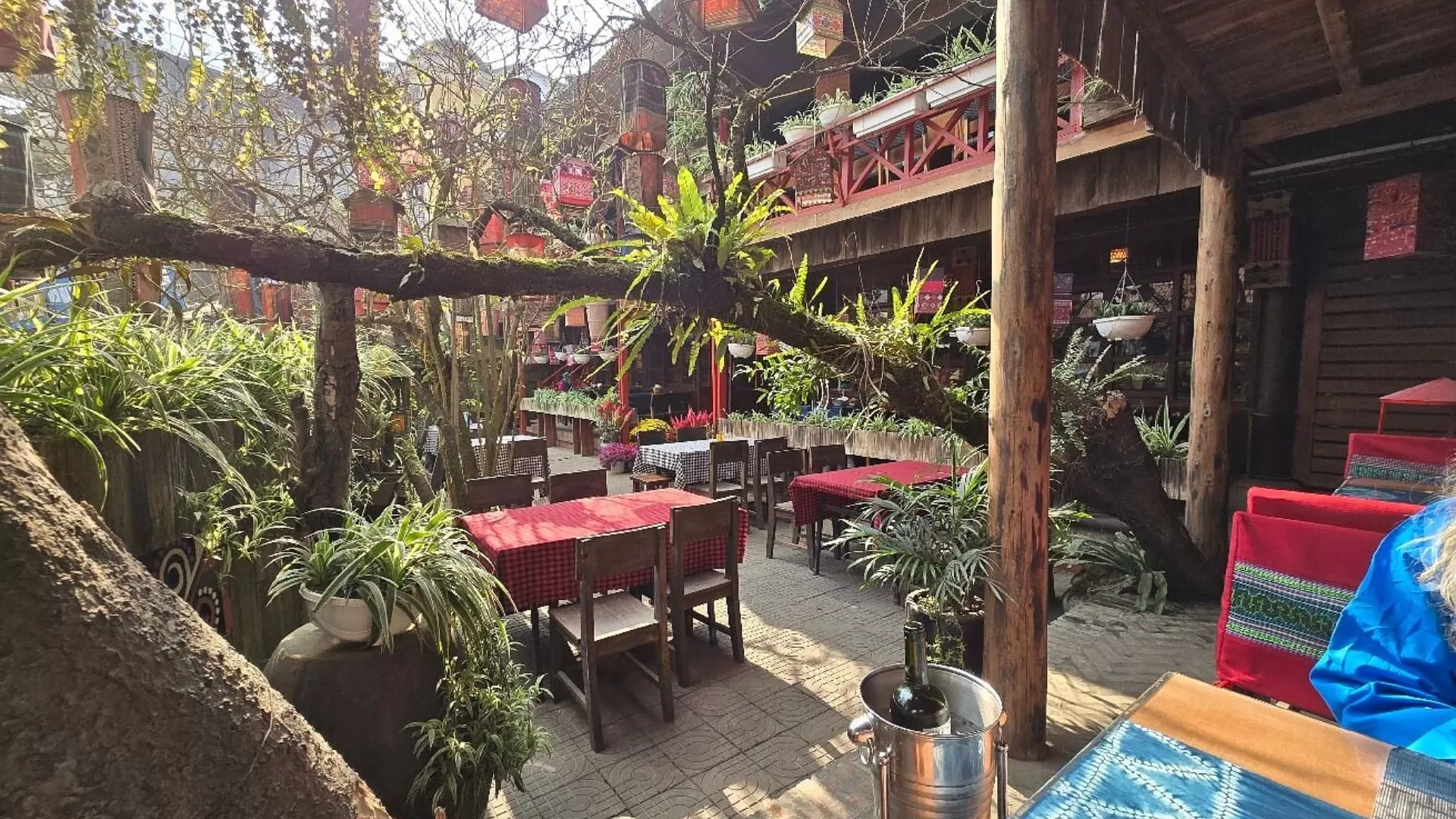 Red Dzao House Sapa