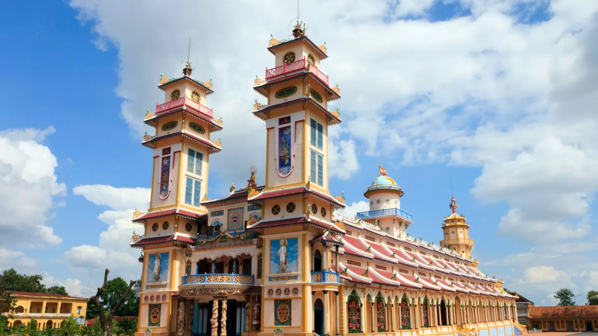 Temple Cao Dai