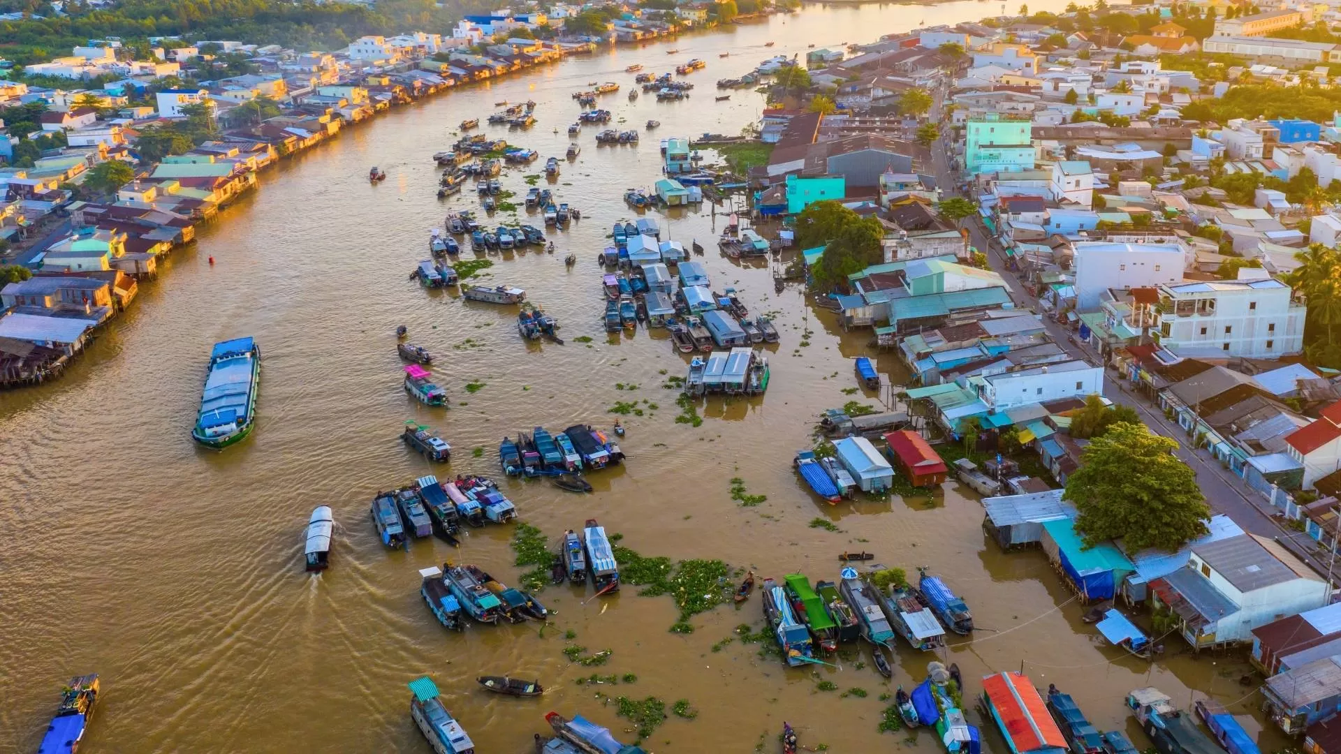 Traveling to Mekong Delta