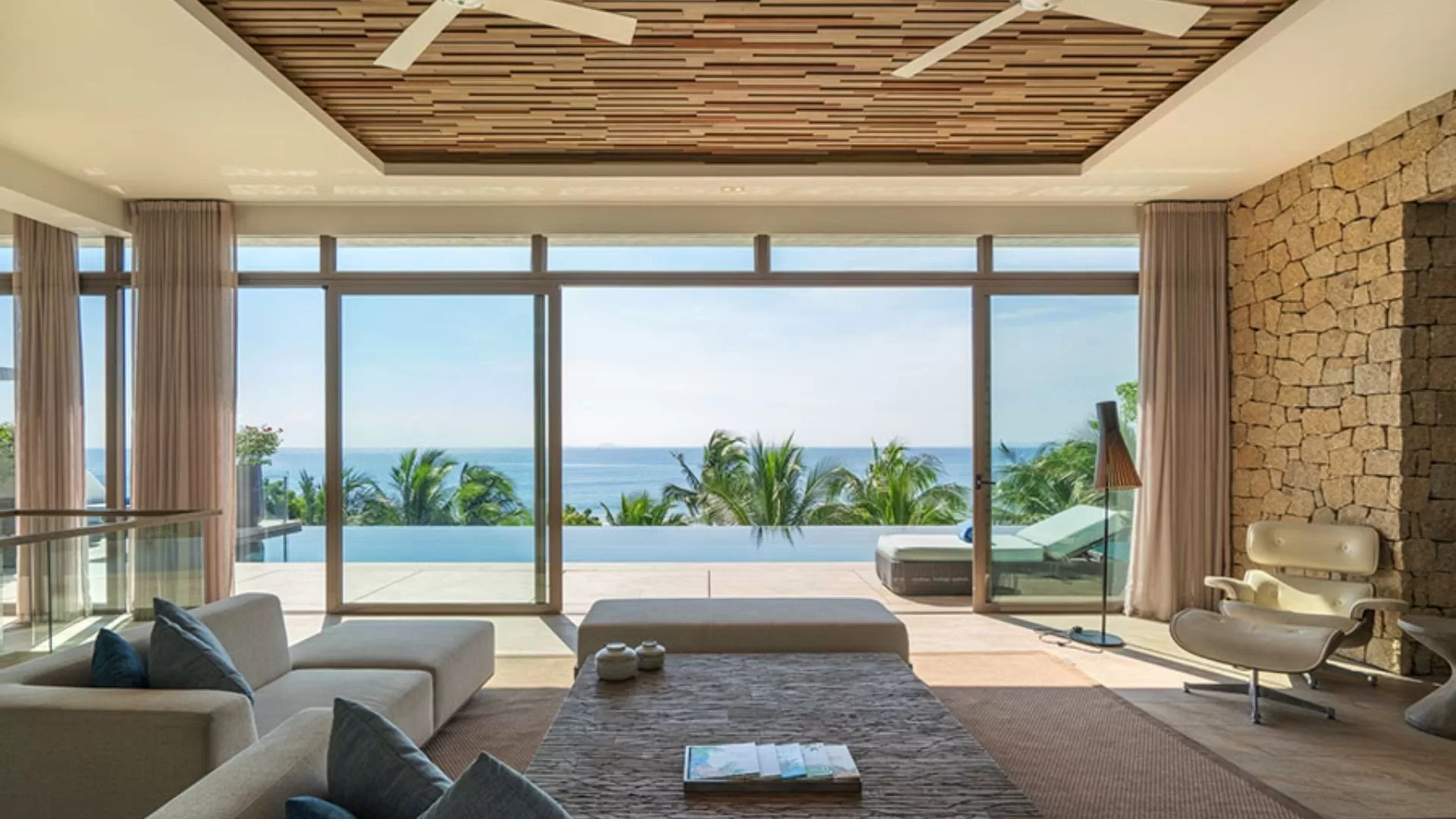 Mia Resort 