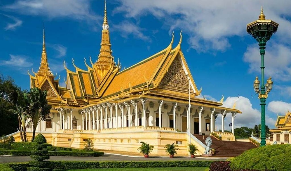 Top 18 Fascinating Things To Do & See In Cambodia