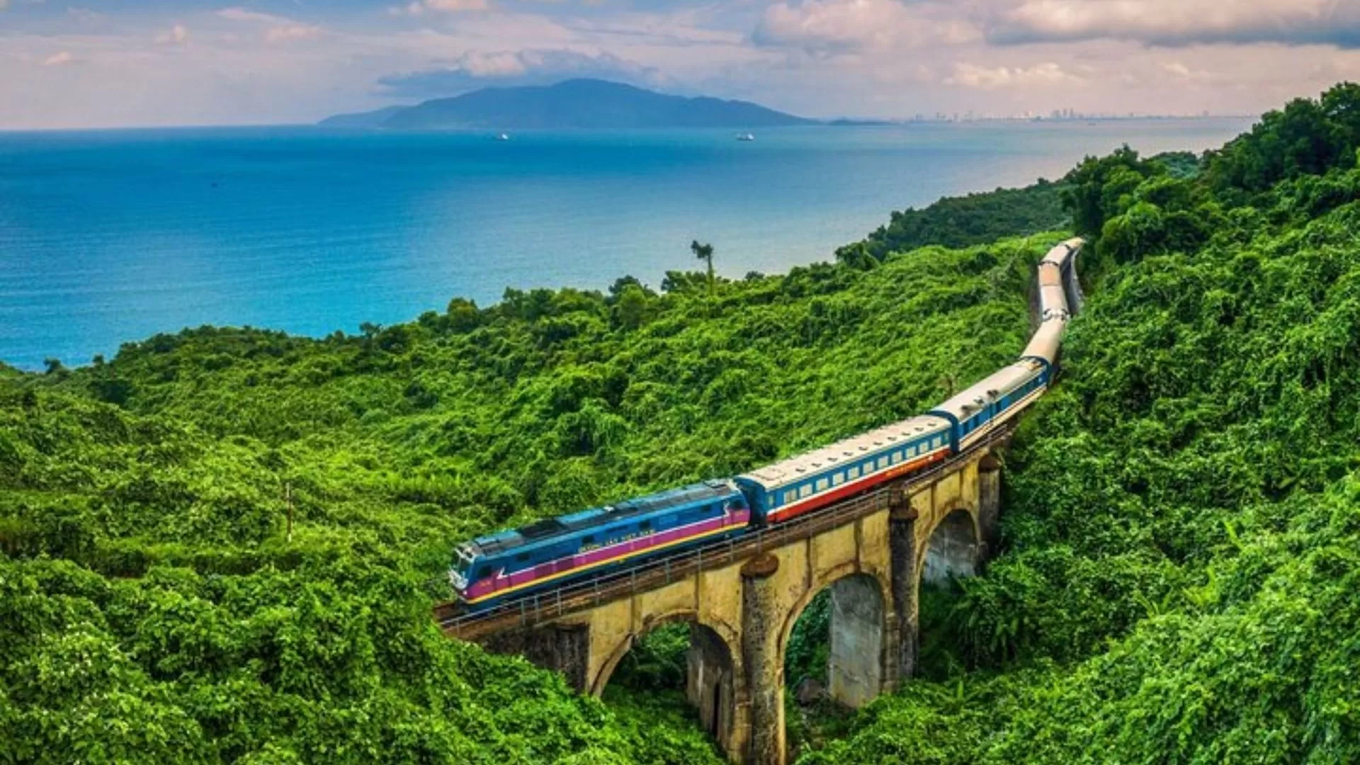 Train vers Hoi An