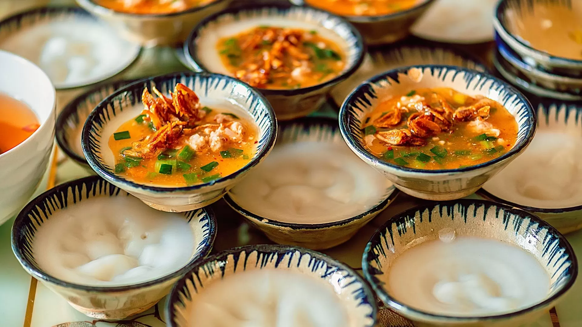 Banh Beo - Steamed rice cakes