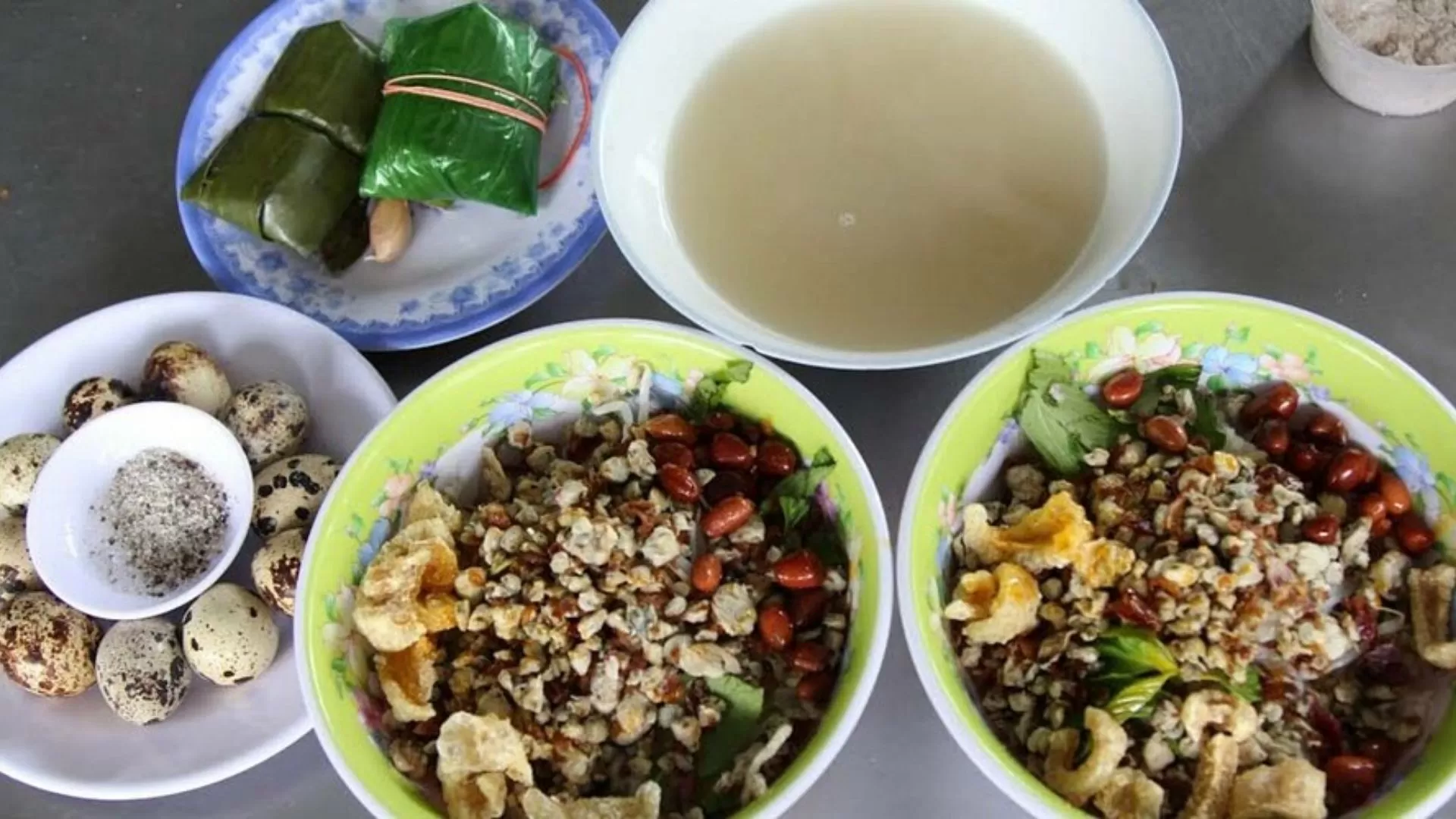 Com hen - Clam rice