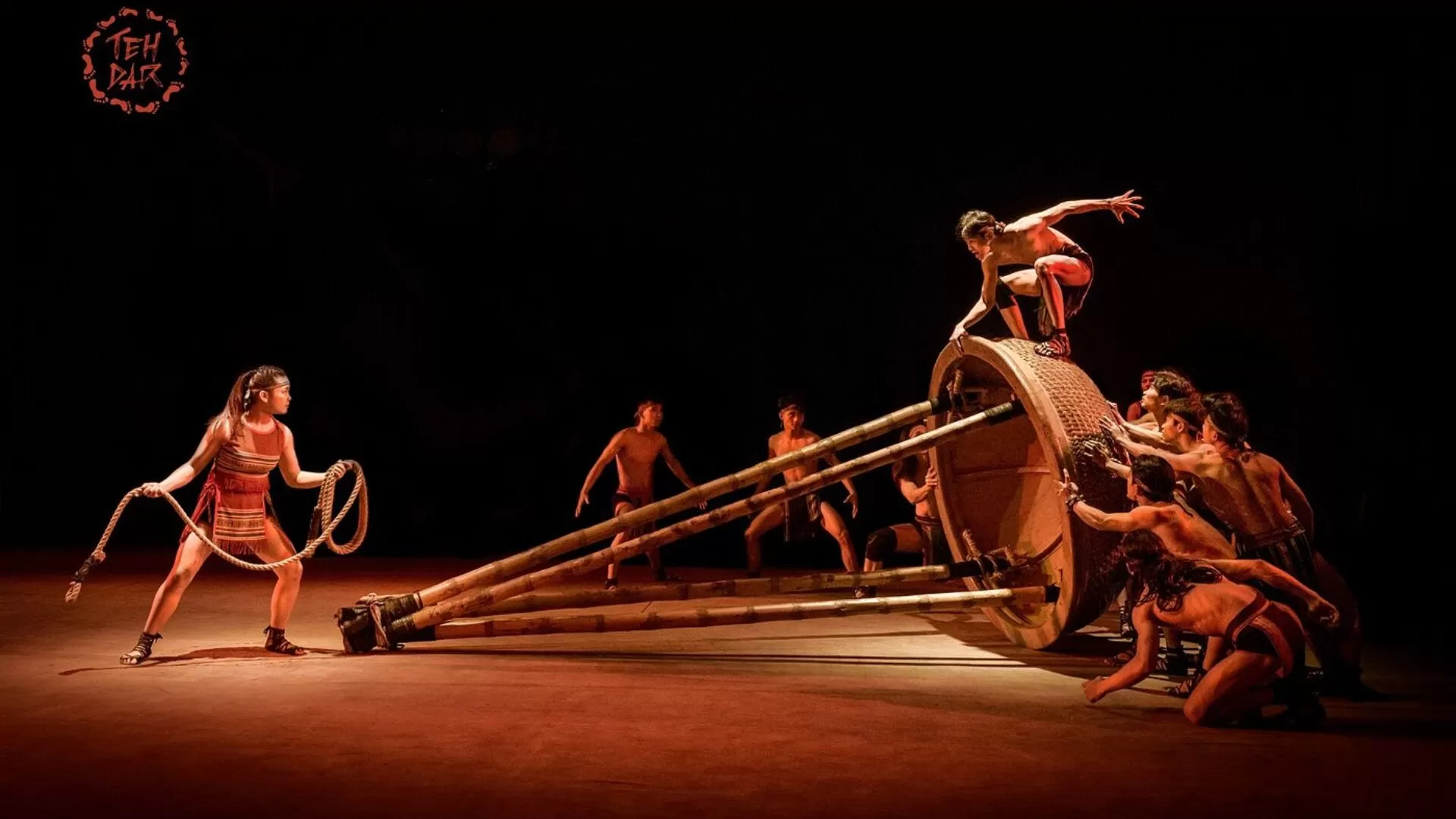 Bamboo Show Teh Dar