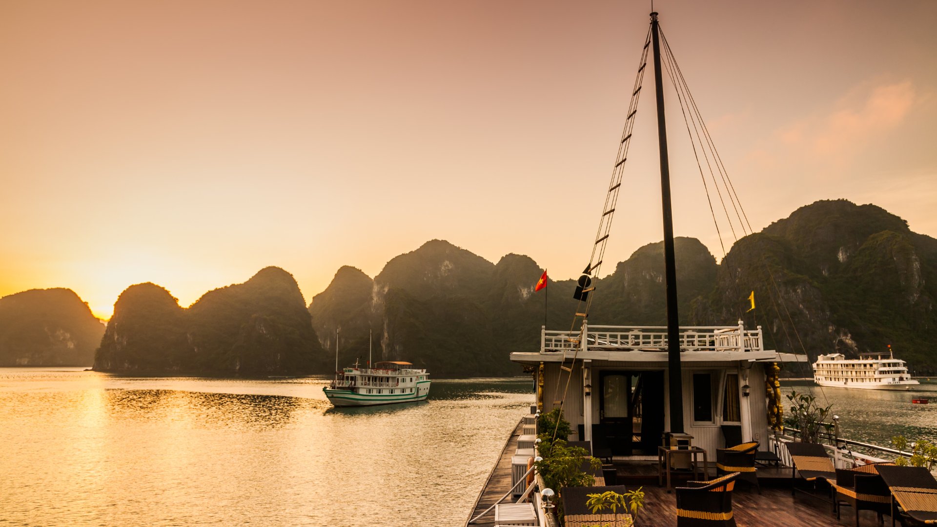 Explorer la baie d’Halong : un voyage au cœur d’un paysage mythique